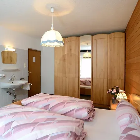 Bed & Breakfast Gaestehaus Riml *